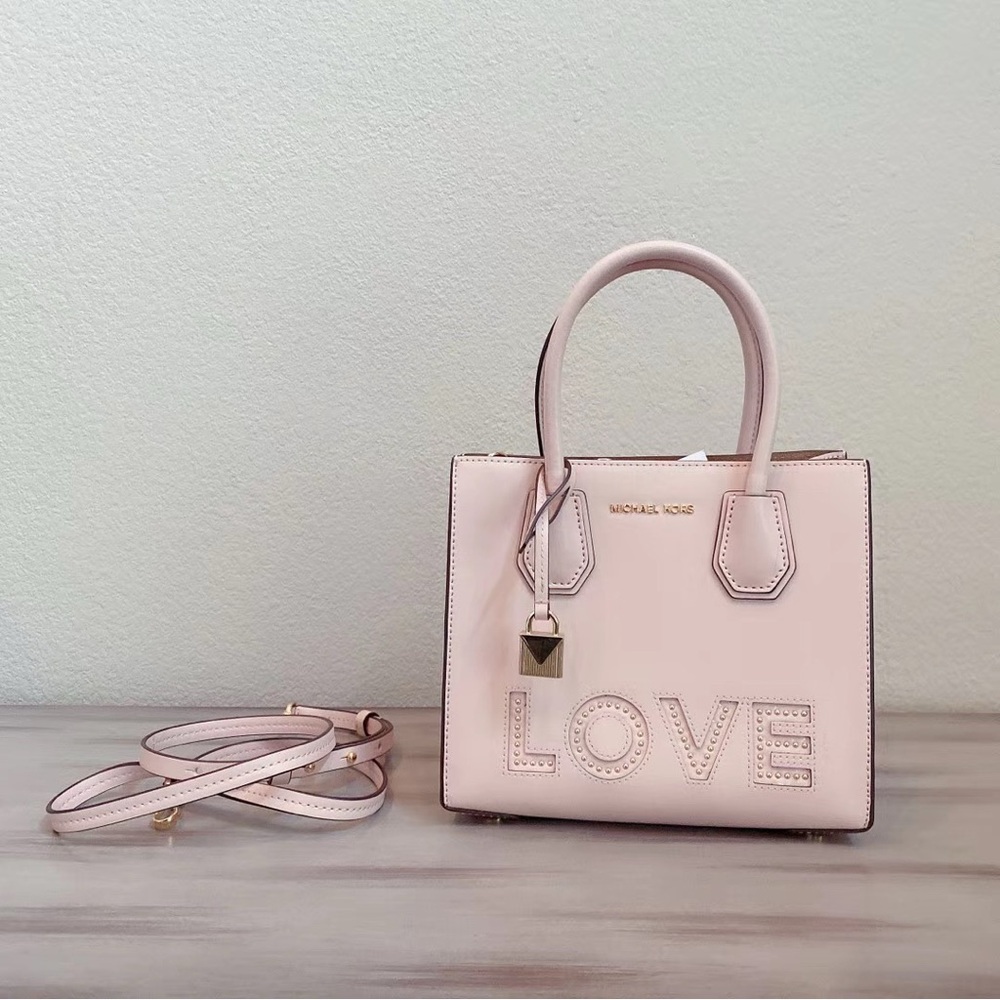 Michael Kors Mercer Love Leather Crossbody Soft Pink